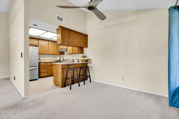 $399,888 | 245 Oak Leaf Drive, Unit 202, Thousand Oaks, CA 91360