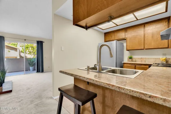 $399,888 | 245 Oak Leaf Drive, Unit 202, Thousand Oaks, CA 91360