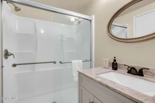 a view of empty room with front door