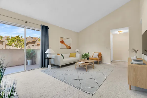 $399,888 | 245 Oak Leaf Drive, Unit 202, Thousand Oaks, CA 91360