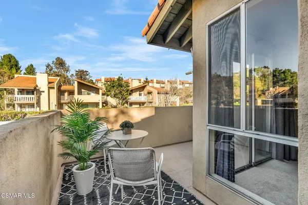 $399,888 | 245 Oak Leaf Drive, Unit 202, Thousand Oaks, CA 91360
