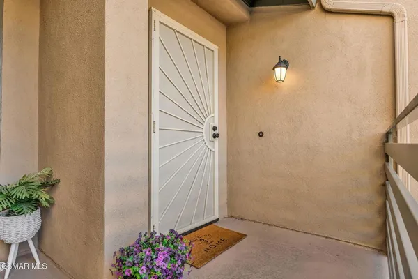 $399,888 | 245 Oak Leaf Drive, Unit 202, Thousand Oaks, CA 91360