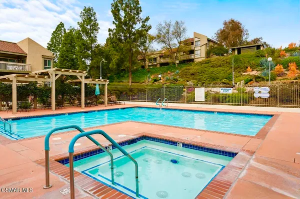 $399,888 | 245 Oak Leaf Drive, Unit 202, Thousand Oaks, CA 91360