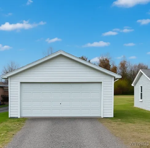 $349,900 | 3634 Moyer Road, Wheatfield, NY 14120
