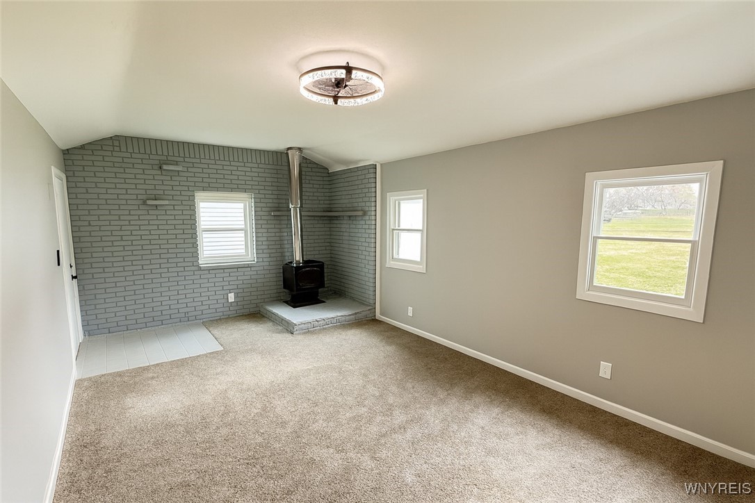 3634 Moyer Road Wheatfield, NY 14120 - Photo 3 of 32 Dining Room Living Room -No Staging