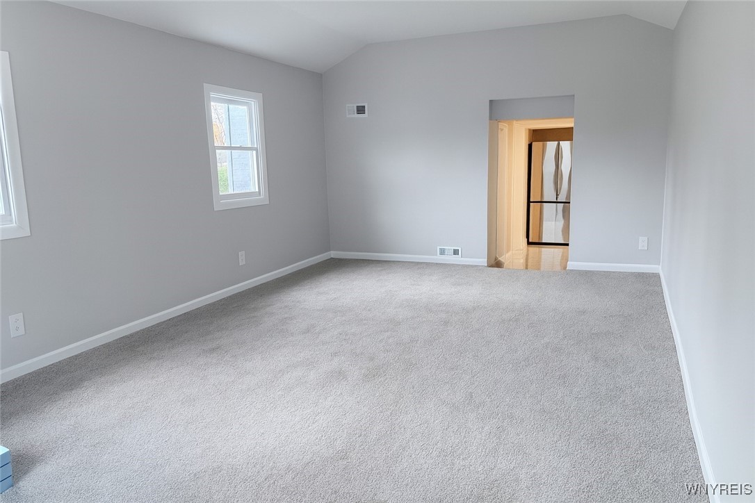 3634 Moyer Road Wheatfield, NY 14120 - Photo 5 of 32