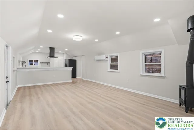 $314,900 | 656 Creek Road, Bath, PA 18014