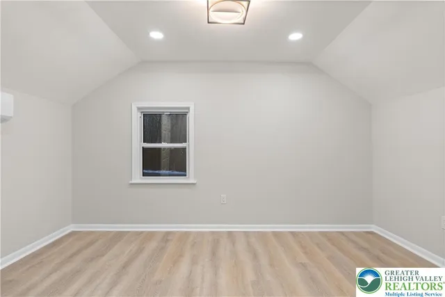 $314,900 | 656 Creek Road, Bath, PA 18014