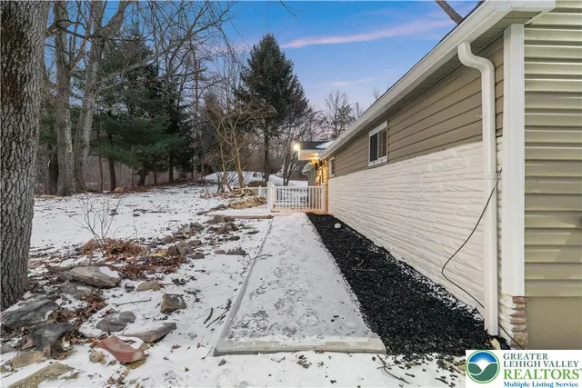 $314,900 | 656 Creek Road, Bath, PA 18014