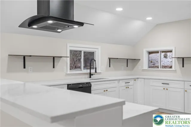 $314,900 | 656 Creek Road, Bath, PA 18014