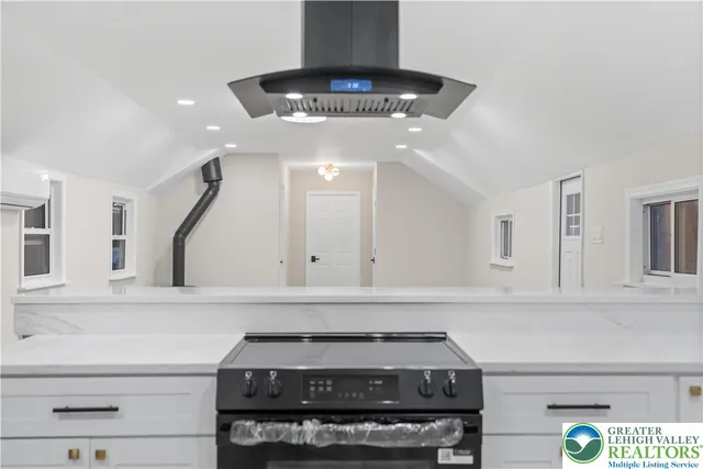 $314,900 | 656 Creek Road, Bath, PA 18014