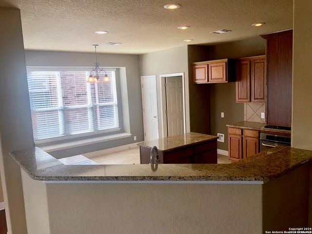 $3,000 | 522 Calm Springs, San Antonio, TX 78260