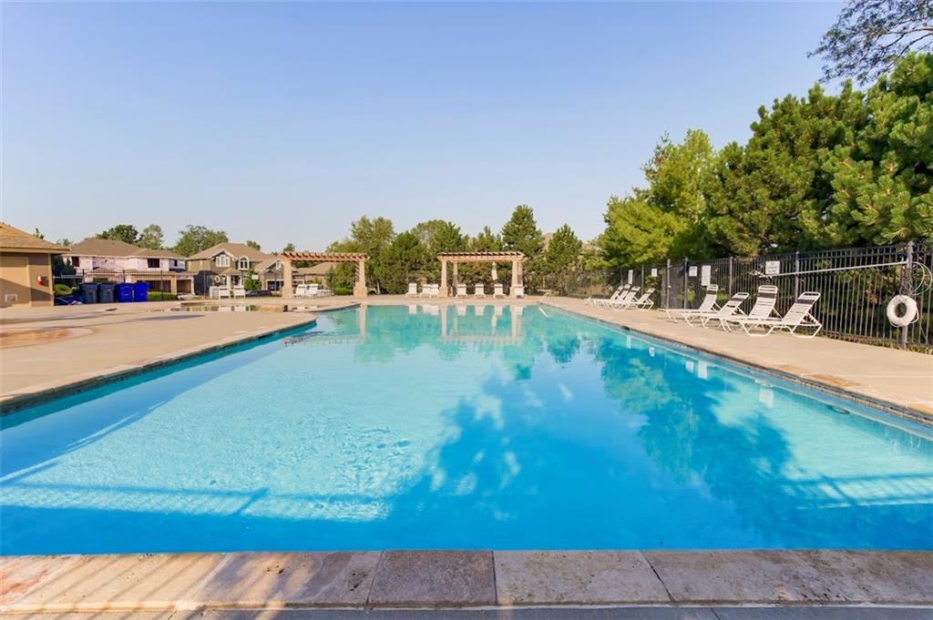 16728 South Ripley Street Olathe, KS 66062 - Photo 7 of 19