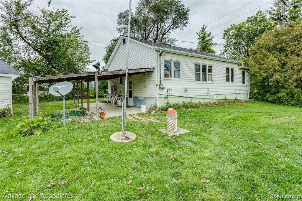 246 South Loree Road Carsonville, MI 48419 - Photo 6 of 43