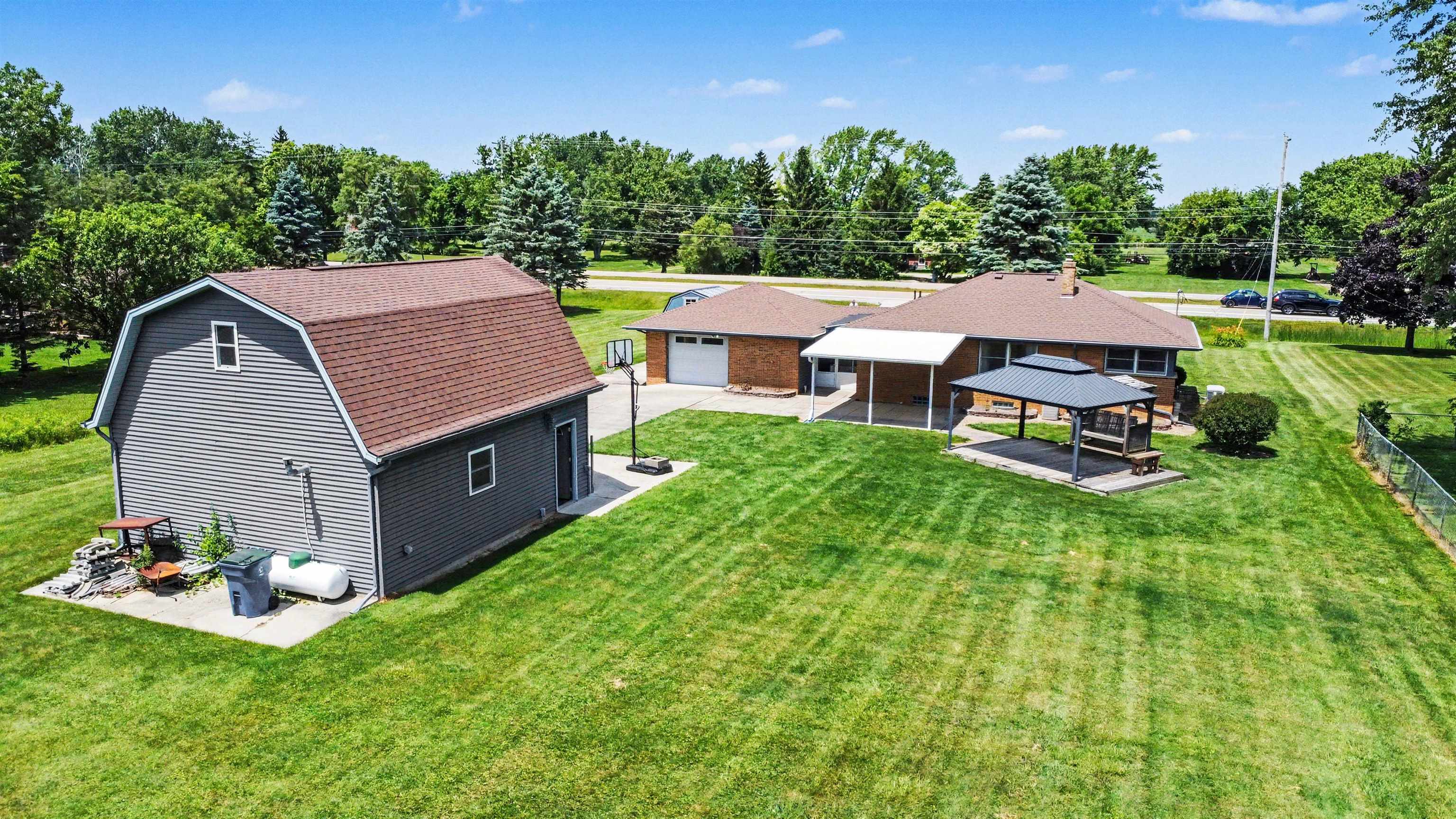 8155 Corunna Road Flint, MI 48532 - Photo 34 of 36
