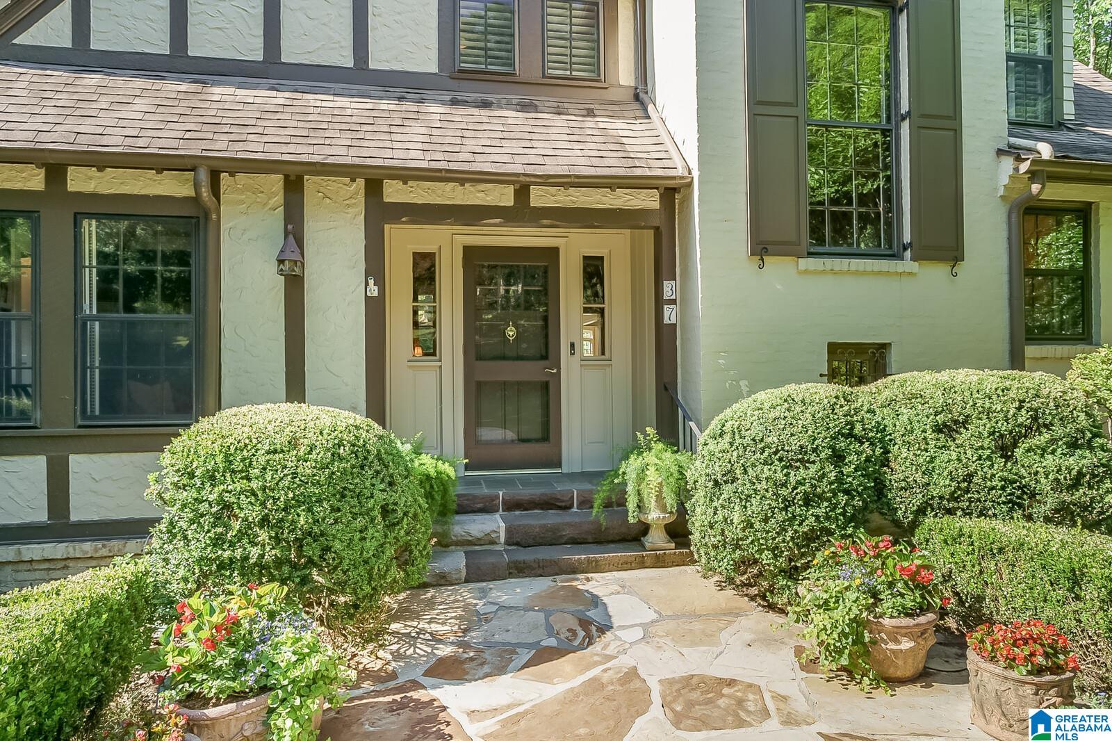 37 Ridge Drive Birmingham, AL 35213 - Photo 2 of 50