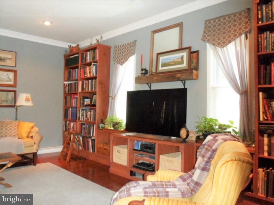 192 Trail Road Hershey, PA 17033 - Photo 12 of 31 Living room