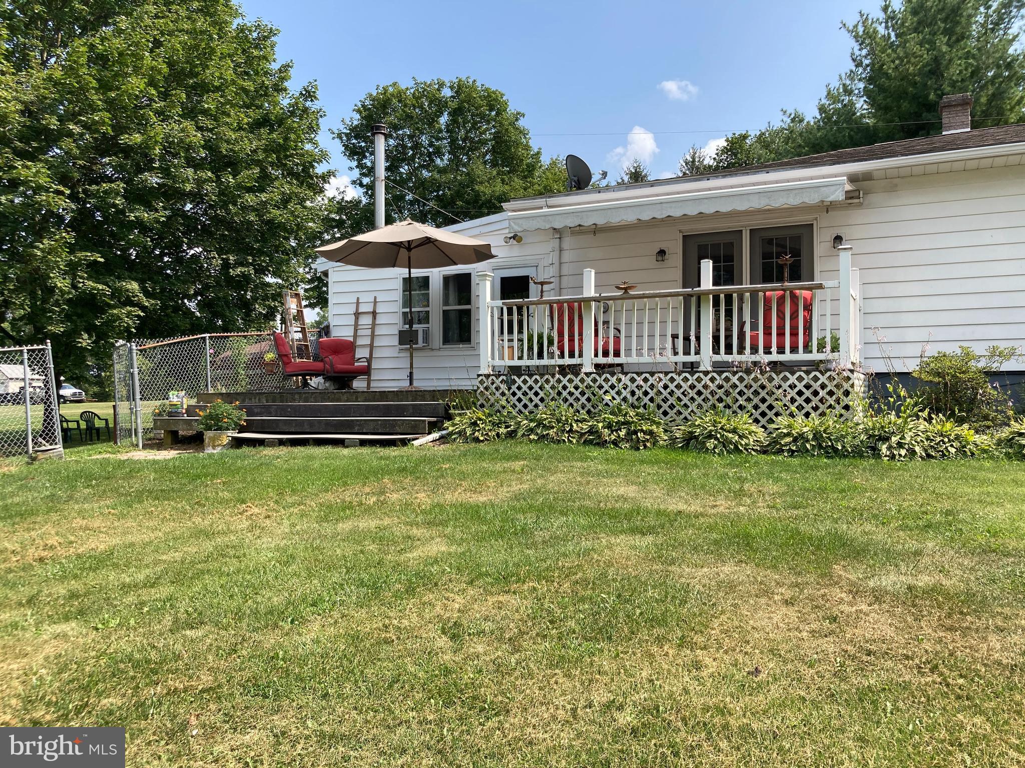 192 Trail Road Hershey, PA 17033 - Photo 27 of 31 Rear Deck