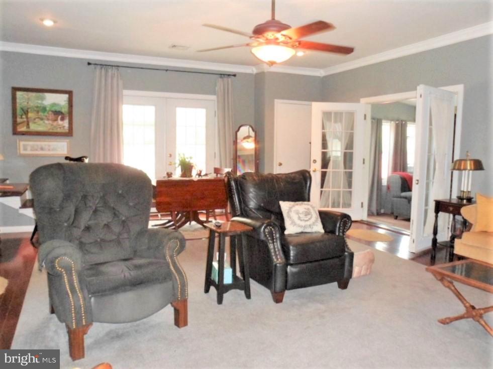192 Trail Road Hershey, PA 17033 - Photo 10 of 31 Living Room