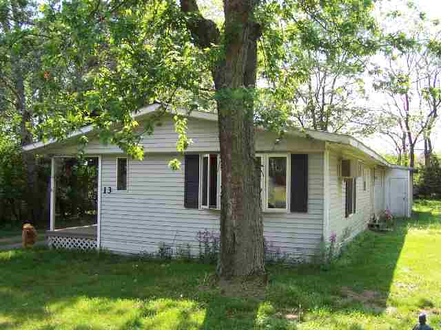 13 North Rustic Lane Manito, IL 61546 - Photo 1 of 5 Gallery Image 1