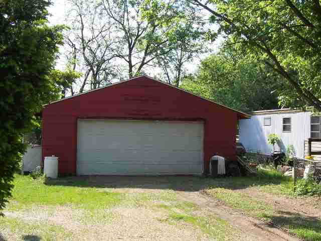 13 North Rustic Lane Manito, IL 61546 - Photo 3 of 5 Gallery Image 3