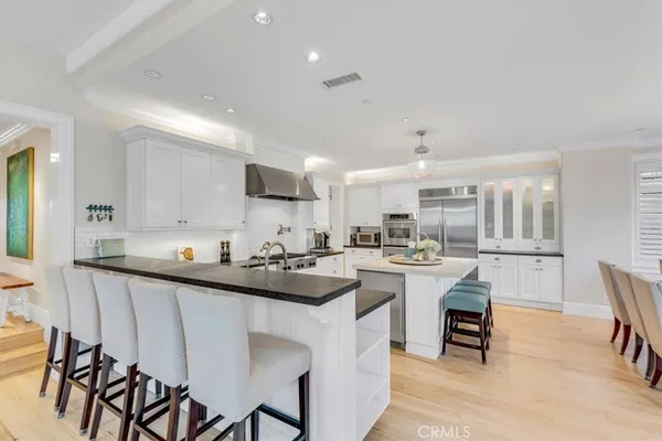 $32,500 | 645 Oak Street, Laguna Beach, CA 92651