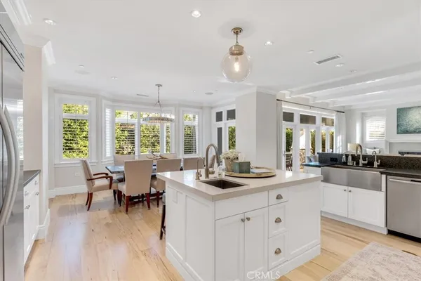 $32,500 | 645 Oak Street, Laguna Beach, CA 92651