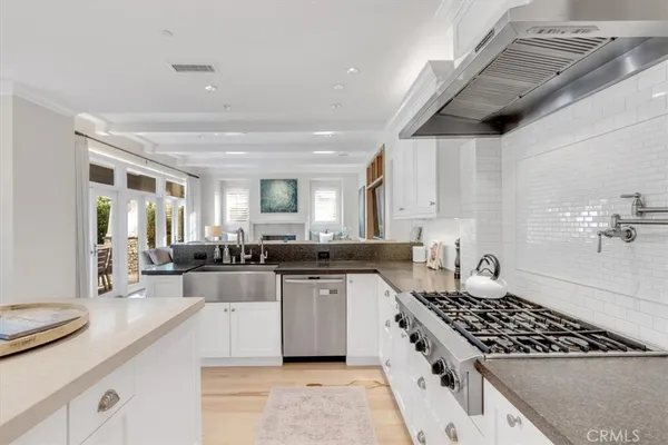 $32,500 | 645 Oak Street, Laguna Beach, CA 92651