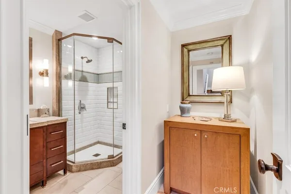 $32,500 | 645 Oak Street, Laguna Beach, CA 92651