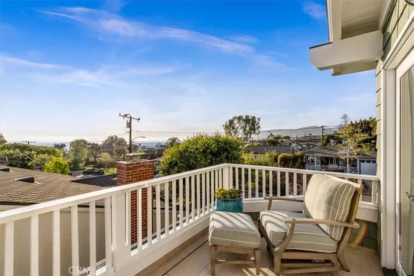 $32,500 | 645 Oak Street, Laguna Beach, CA 92651
