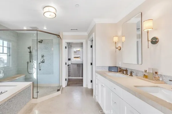 $32,500 | 645 Oak Street, Laguna Beach, CA 92651