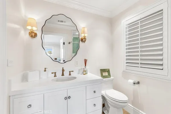 $32,500 | 645 Oak Street, Laguna Beach, CA 92651