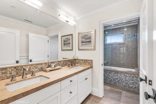 $32,500 | 645 Oak Street, Laguna Beach, CA 92651