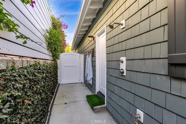 $32,500 | 645 Oak Street, Laguna Beach, CA 92651