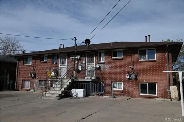 $1,050,000 | 1042-1048 South Grove Street, Denver, CO 80219