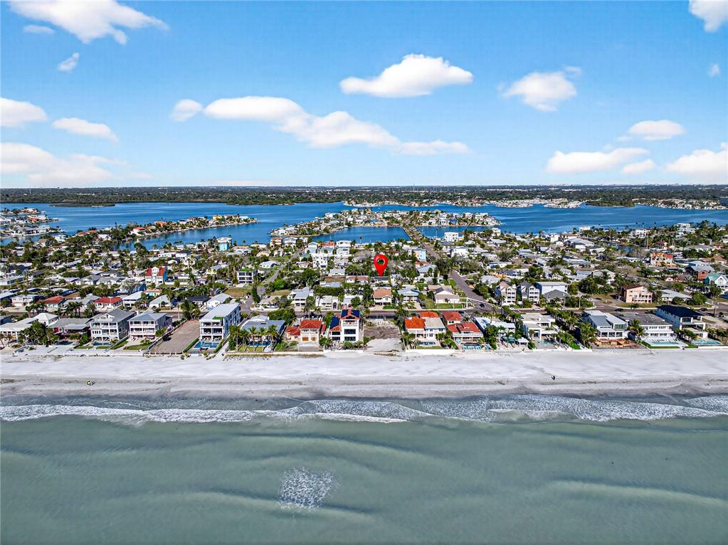 16105 1st Street East Redington Beach, FL 33708 - Photo 3 of 27 Gallery Image 3