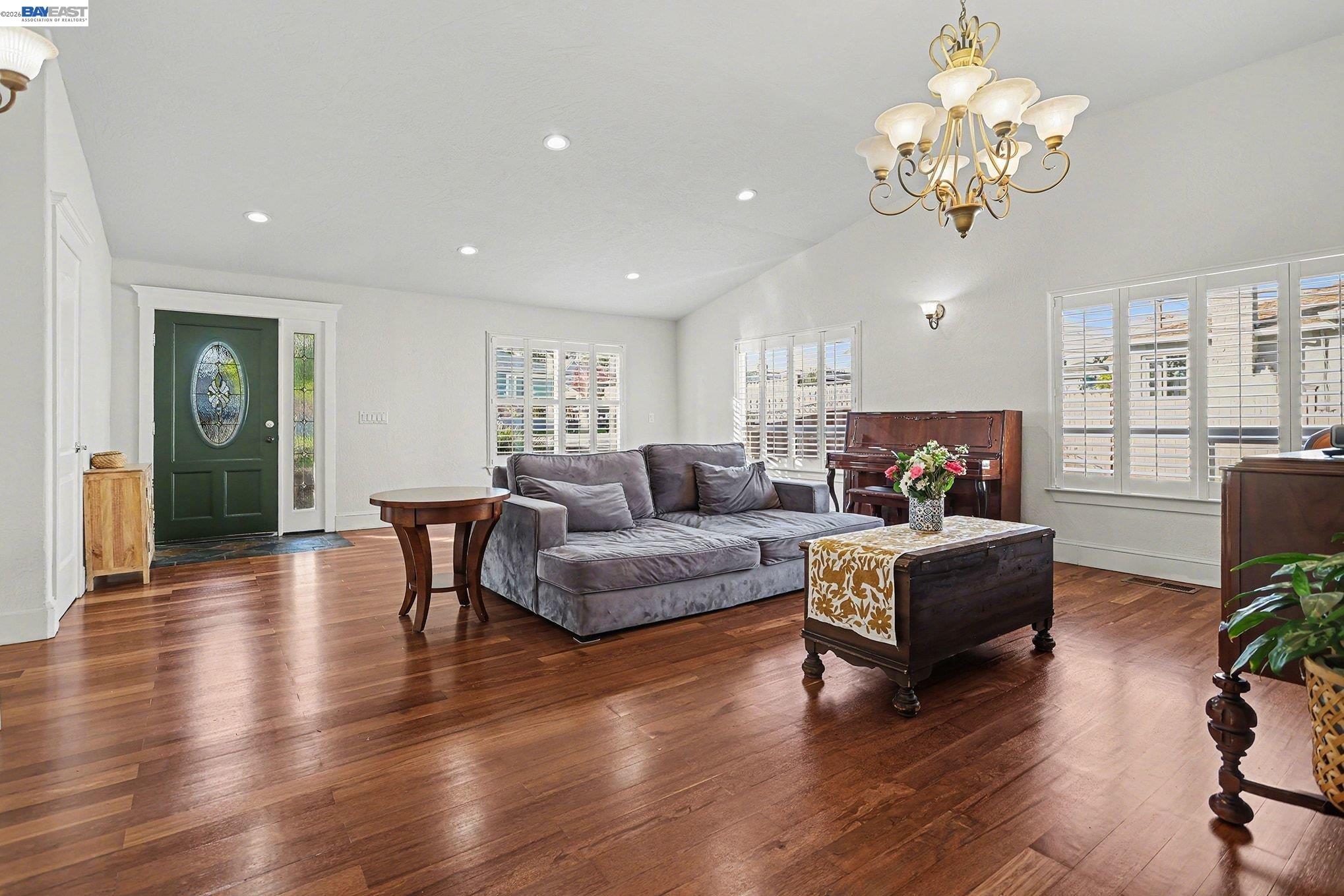 19554 Alana Road Castro Valley, CA 94546 - Photo 2 of 33