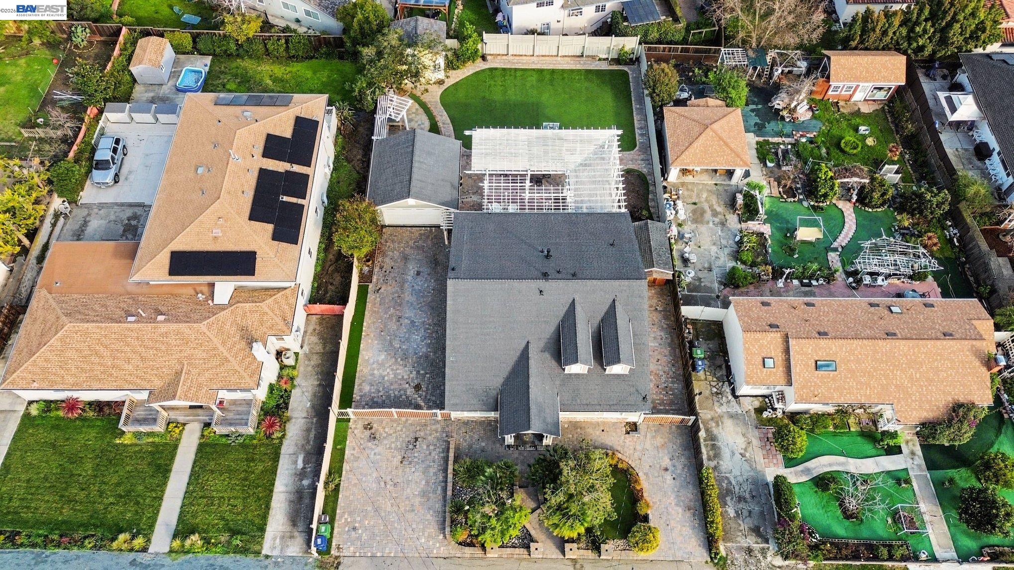 19554 Alana Road Castro Valley, CA 94546 - Photo 8 of 33