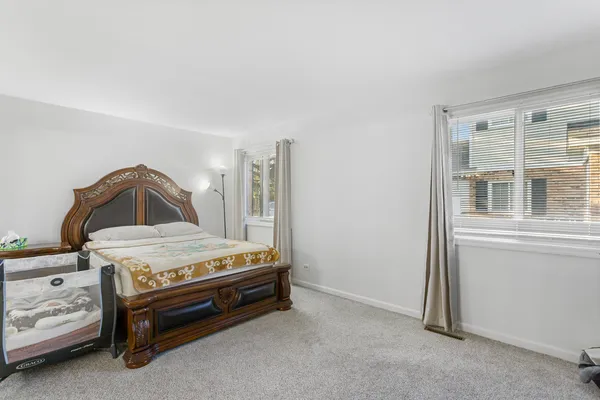 $360,000 | 7235 Willow Way Lane, Unit B, Willowbrook, IL 60527