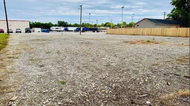 a view of a yard and a yard