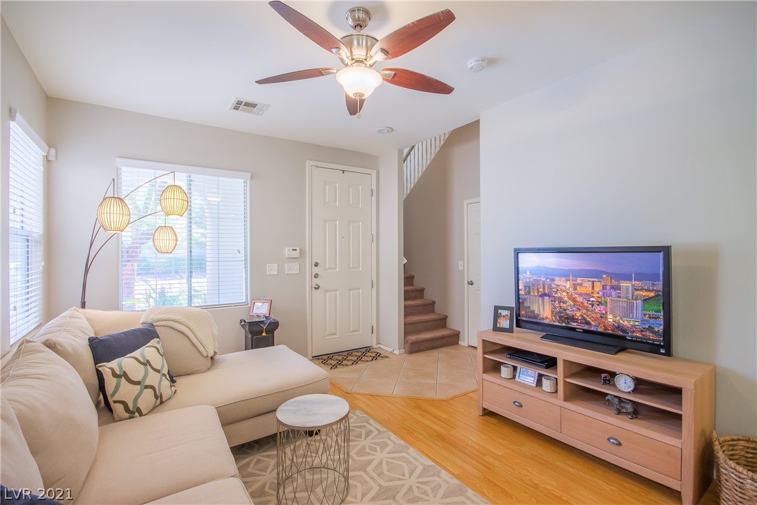 10935 Paradise Road Henderson, NV 89052 - Photo 6 of 33 Gallery Image 6