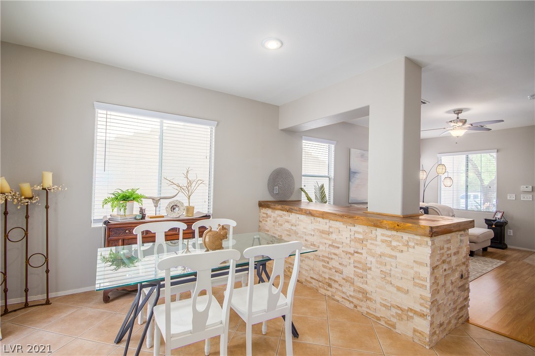 10935 Paradise Road Henderson, NV 89052 - Photo 8 of 33 Gallery Image 8