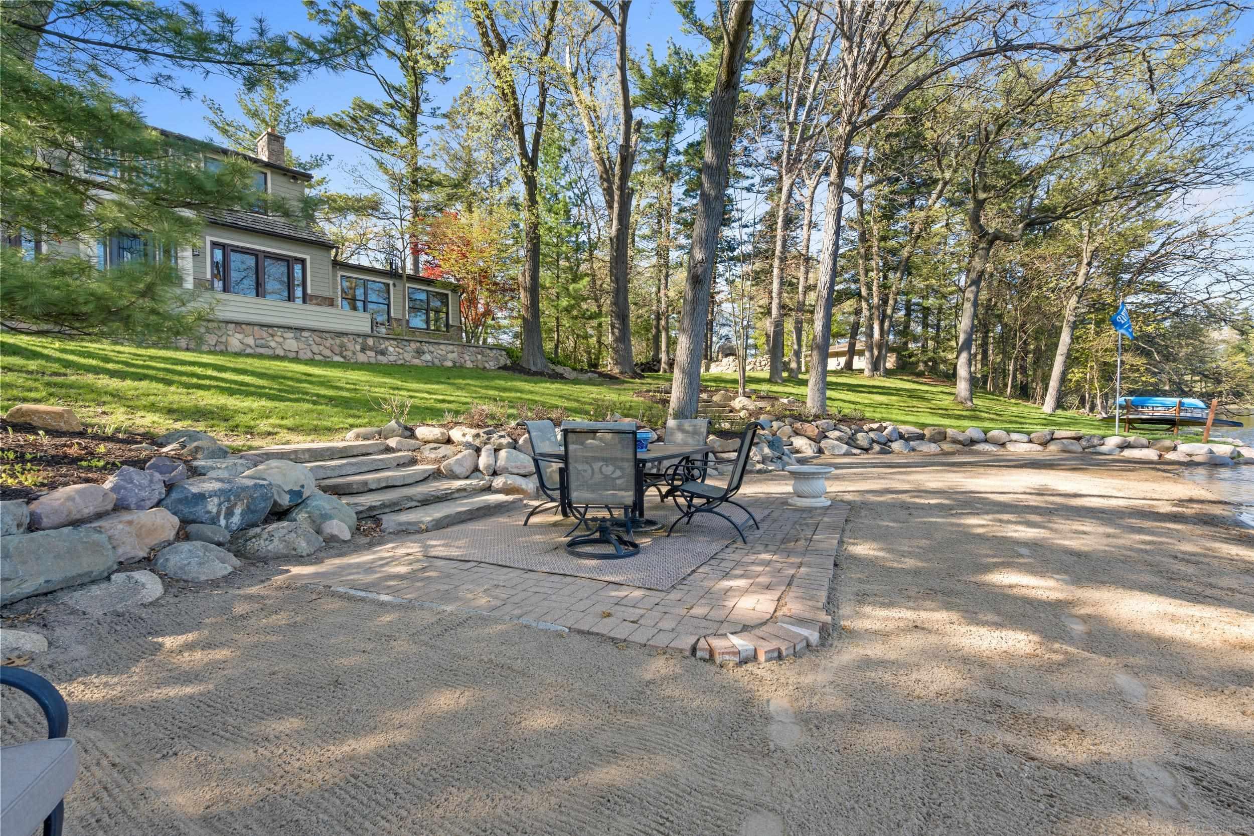 1071 Nakomis Road Lake Orion, MI 48362 - Photo 57 of 71