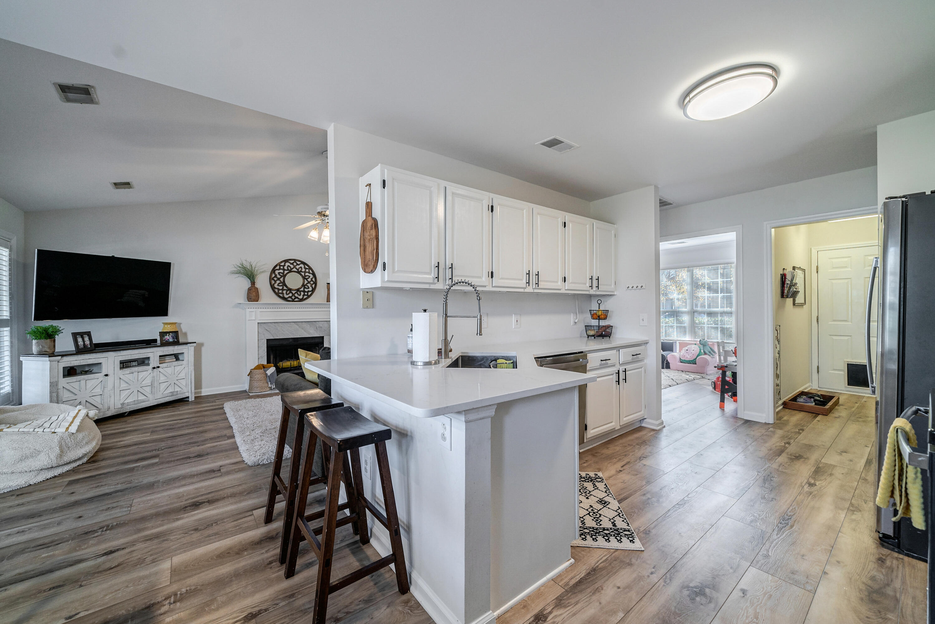 744 Ginglis Way Mount Pleasant, SC 29464 - Photo 9 of 21 22