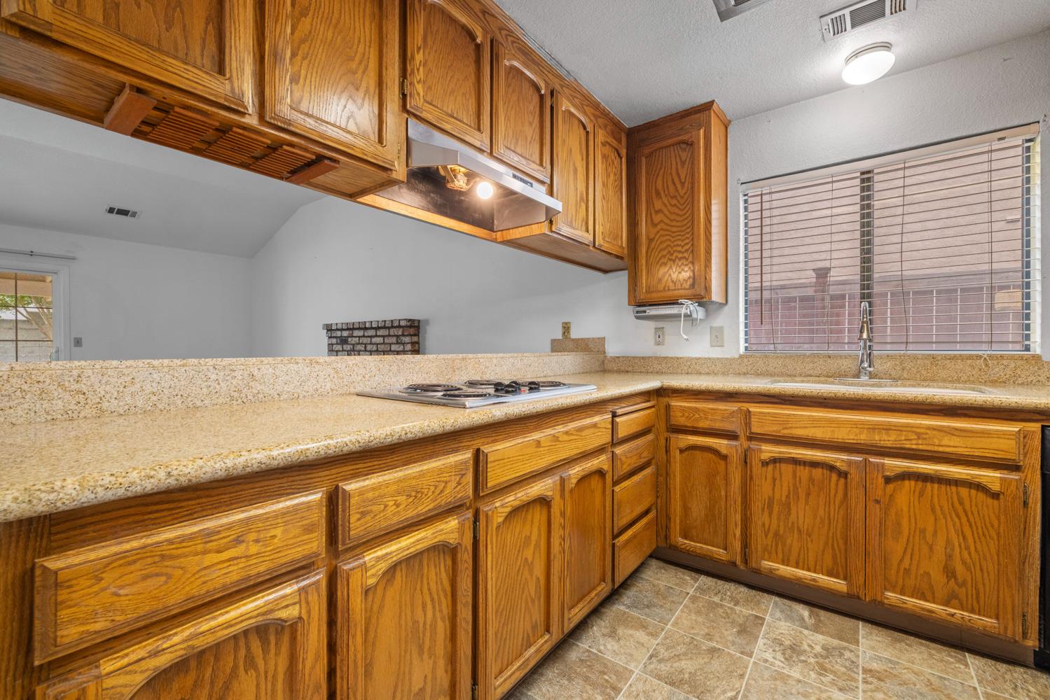 1200 Moffett Road Modesto, CA 95351 - Photo 10 of 37 Gallery Image 10