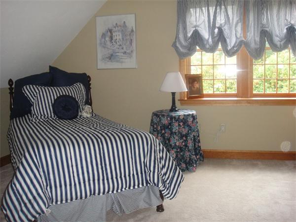 289 Farm Road Marlborough, MA 01752 - Photo 17 of 22 Gallery Image 17