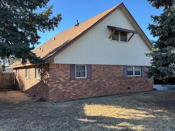 $230,000 | 123 Bailey Avenue, Dumas, TX 79029