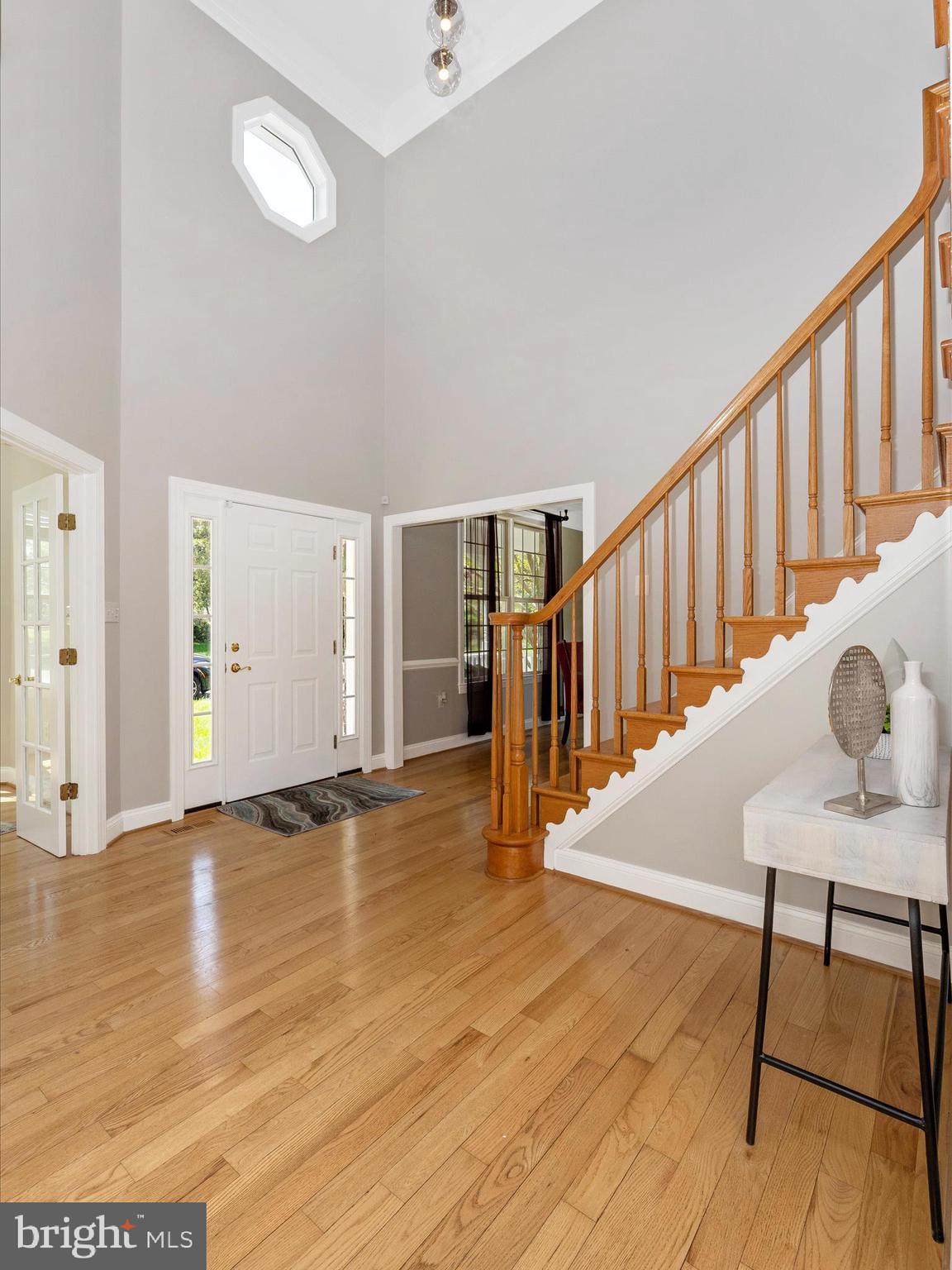 2009 Flint Hill Road Silver Spring, MD 20906 - Photo 14 of 83 Foyer