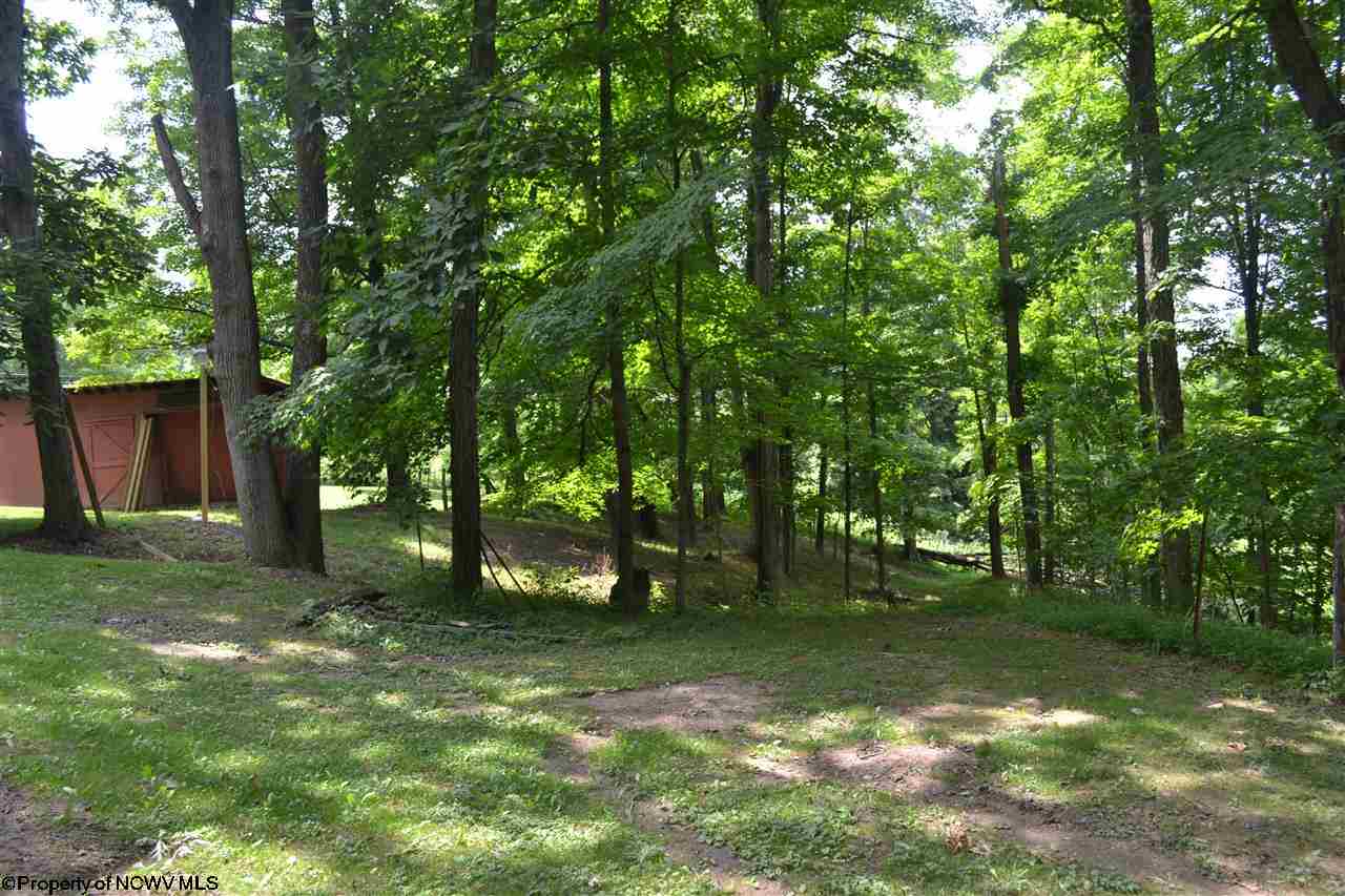 2790 Colfax Road Fairmont, WV 26554 - Photo 5 of 19 Gallery Image 5