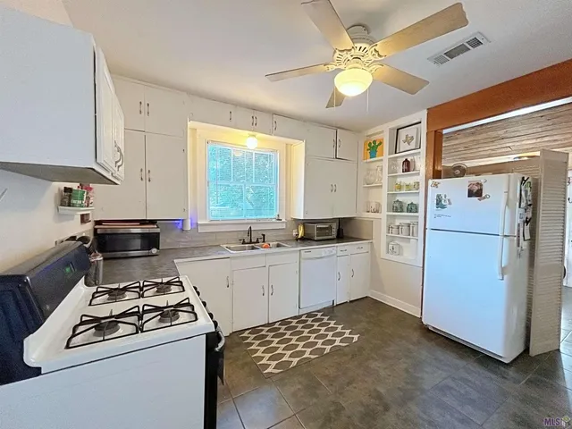 $1,800 | 361 Richland Avenue, Baton Rouge, LA 70806